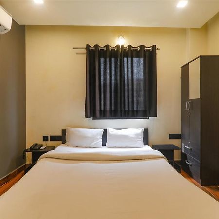 Fabexpress Lemon Grass Hotel Varanasi Bagian luar foto